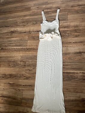 ASOS Maxi Dress in Cream Size 2